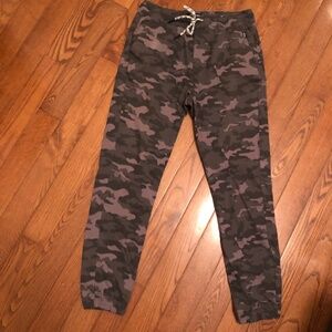 Aeropostale / Aero joggers M